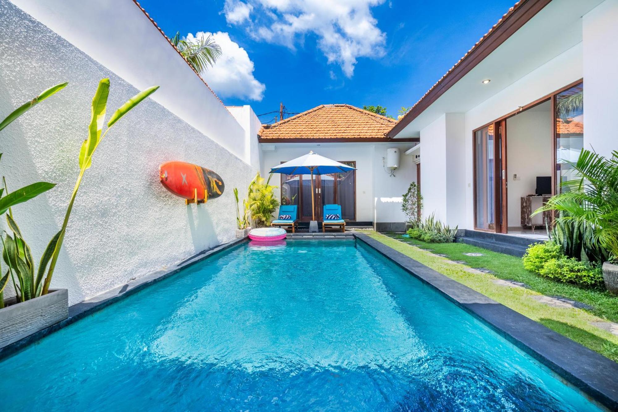 4-Bedroom Pool Villa Near Seminyak Center 外观 照片