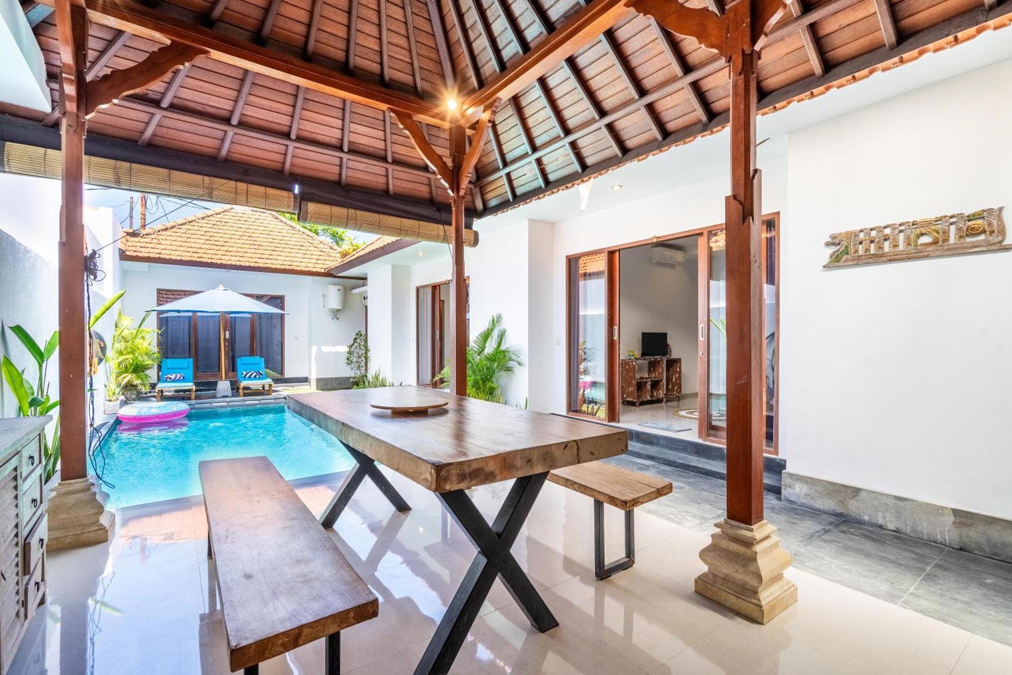 4-Bedroom Pool Villa Near Seminyak Center 外观 照片