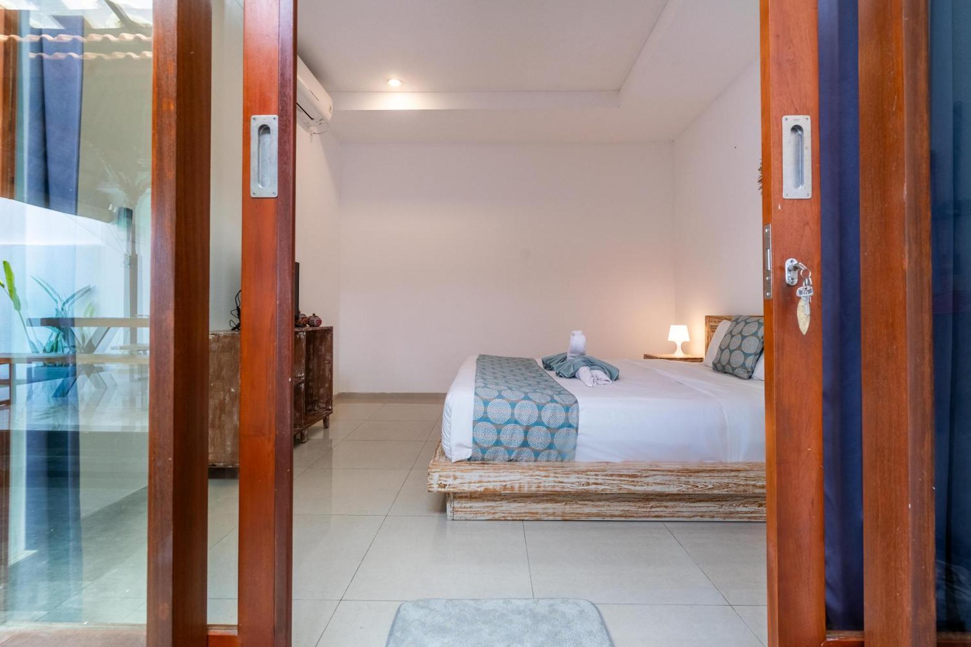 4-Bedroom Pool Villa Near Seminyak Center 外观 照片