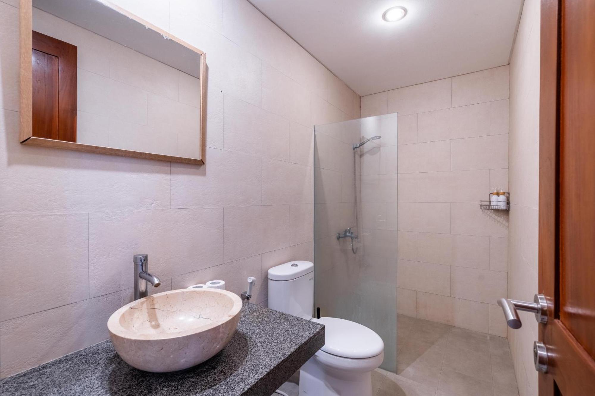 4-Bedroom Pool Villa Near Seminyak Center 外观 照片
