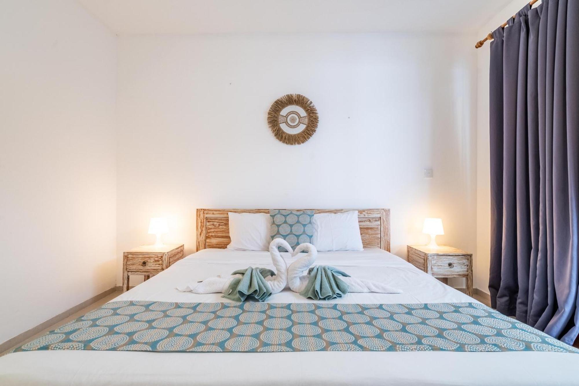 4-Bedroom Pool Villa Near Seminyak Center 外观 照片